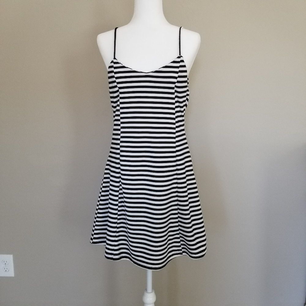 Olive & Oak Black &  White Striped Dress - M
